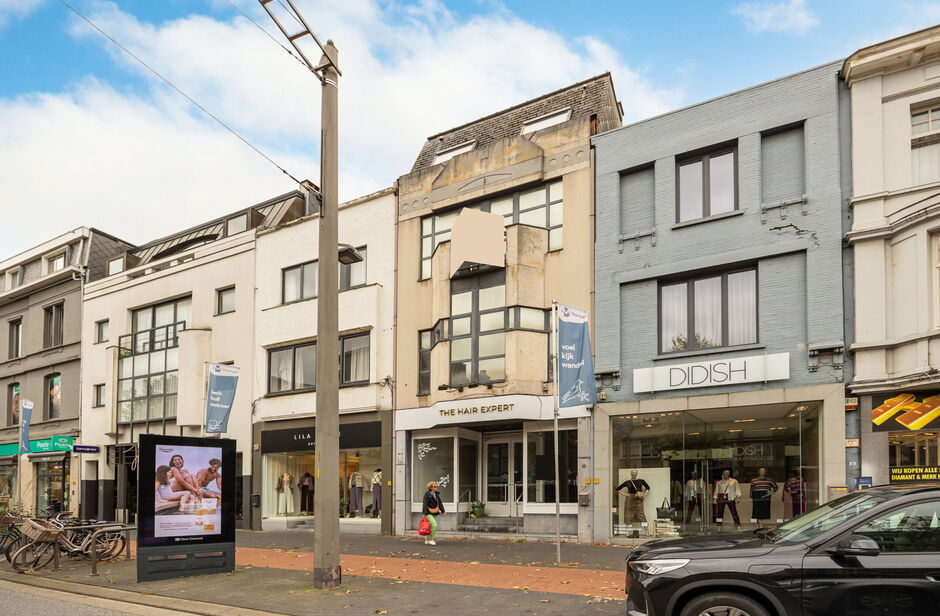 Gebouw voor gemengd gebruik te koop in Mortsel