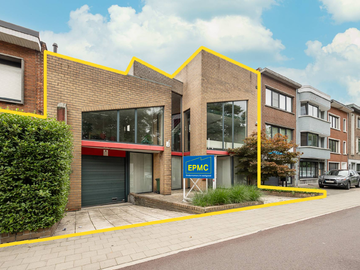 Gebouw voor gemengd gebruik te koop in Mortsel